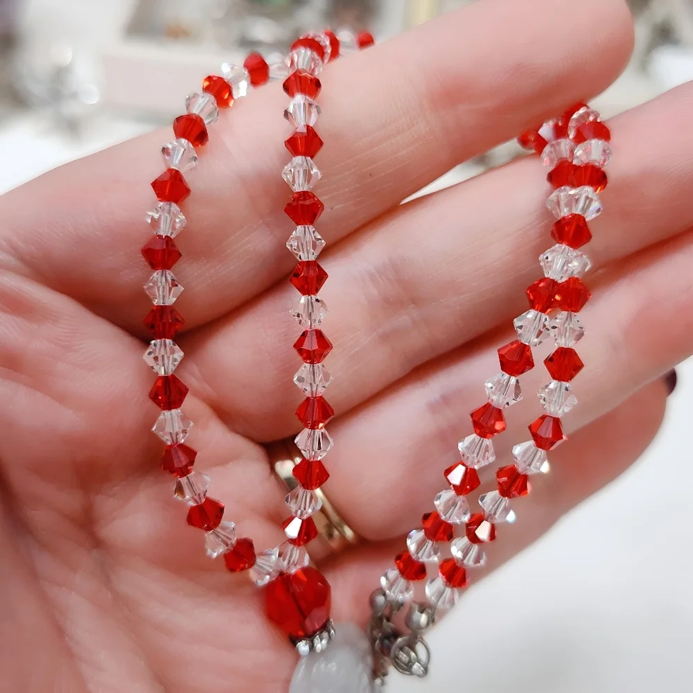 Vintage Carved Green Jadeite Gaunyin Pendant Necklace Red Clear Crystal Beads